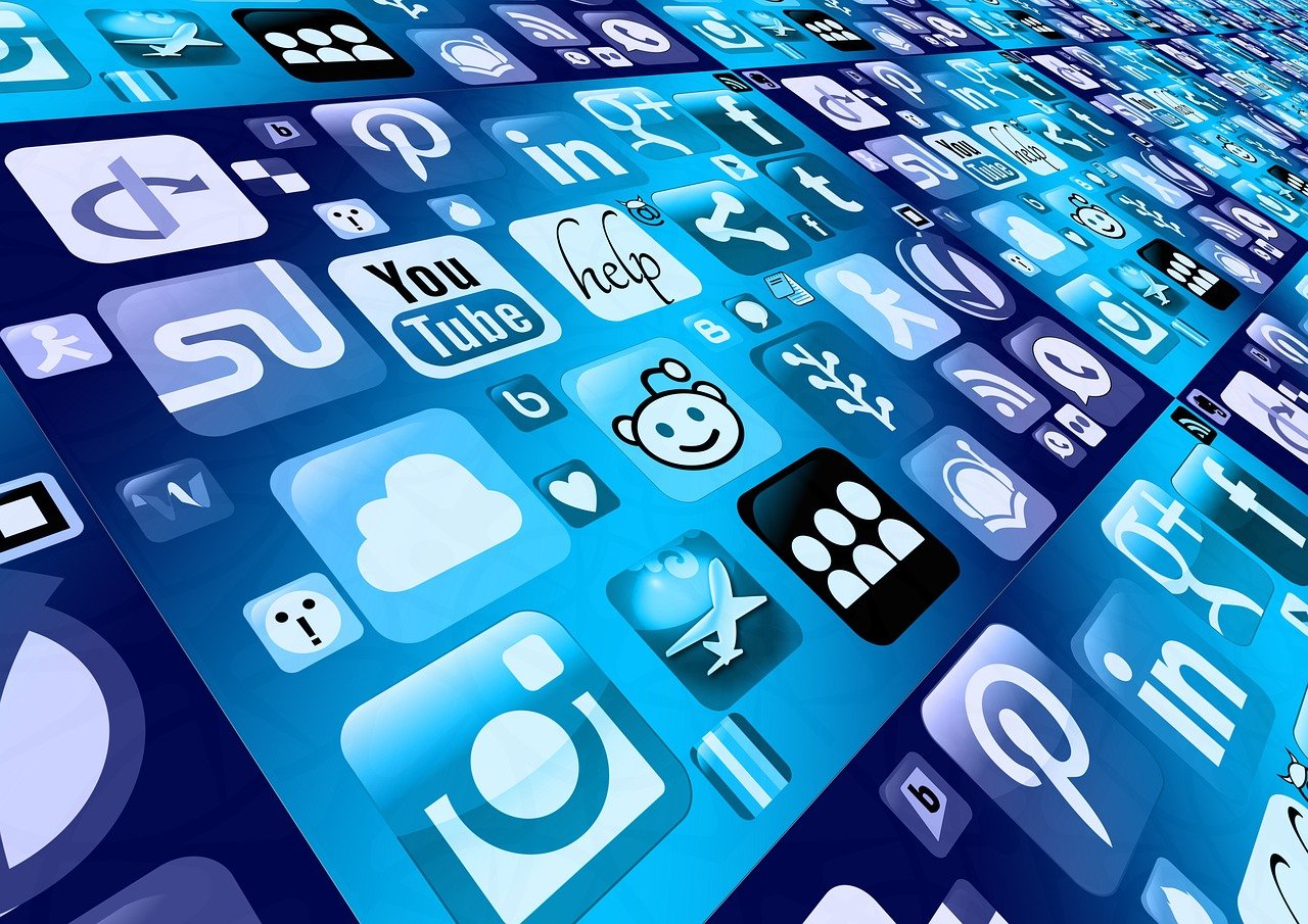 entdecken sie die welt der sozialen medien: tipps, trends und strategien für erfolgreiche kommunikation und digitale präsenz auf facebook, instagram, twitter & co.